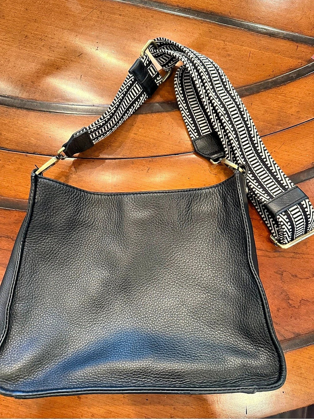 Hobo Black & White Bag